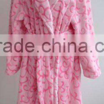 High quality 100%polyester lady's lapel style embossing print flannel robe