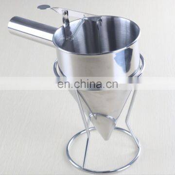 Commercial Use Snack Cooking Equipment Waffle Dispenser Stainless Steel Funnel For Kitchen