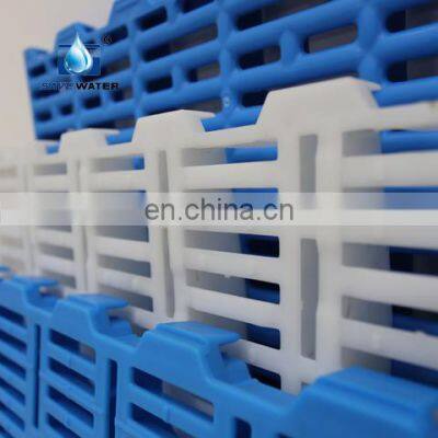 Interlocking Plastic Floor Leakage Dung Plate Clear Plastic Floor Tile For Pig /Goat /Sheep Farm Equipment photo-3