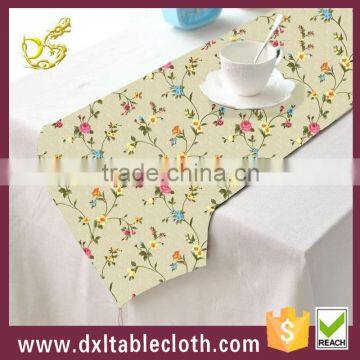 2015 new design Wholesale printed colorful plastic table runner