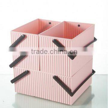 plastic organizer box with handle