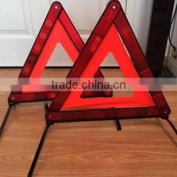 Road safety reflector warning triangle