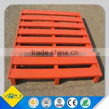 Heavy duty standard pallet with CE