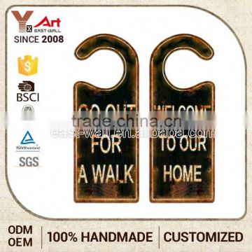 2016 hot selling Customized design plaque custom plastic door hanger cardboard