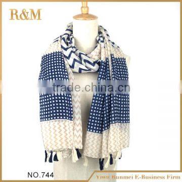 Cheap Polyester Scarf Wave Pattern Chiffon Scarf