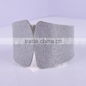 Free Sample Factory Wholoesale 2016 Gold Palm Cuff Bangle photo-2