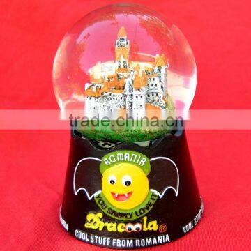 souvenirs Snowglobe Snow globe wholesales Romania Castle With bats flying . Dracula Roumania