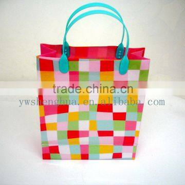 fashion style cheap printed colorful fashion large plastic gift bag packing