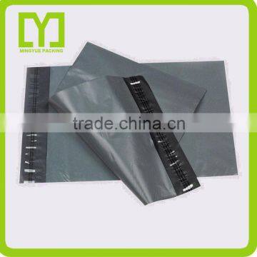 Poly Material express white mailing bag customer design two tapes express mailer bag for online shop