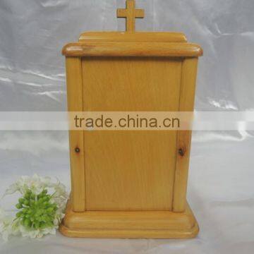 Chinese Funeral Supply European Style Hand-crafted Solid Wood Funeral Urn Wholesale for Adult Ashes photo-2
