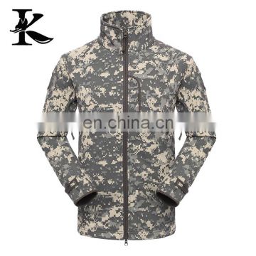 Men Camo Softshell Jacket For Hunting