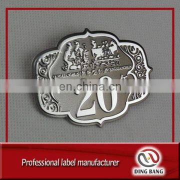 Wholesale High Quality Professional Sliver Plated Europe Brand Embossed Metal Aluminum Custom Wine Label