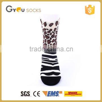 Sexy Lady Leopard Pattern pattern warm knitted cotton socks