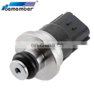 OE Member MR560127 Fuel Pressure Sensor Oil Pressure Sensor for  Mitsubishi