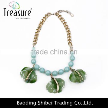 Fashion jewelry Wholesale hot selling latest design blue beads artificial acrylic flower necklace