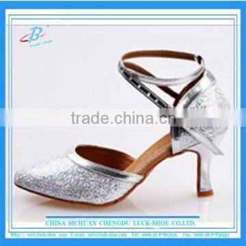 2016 women sexy Latin dance shoes Sequins Pu upper low heel women ballroom dance shoes