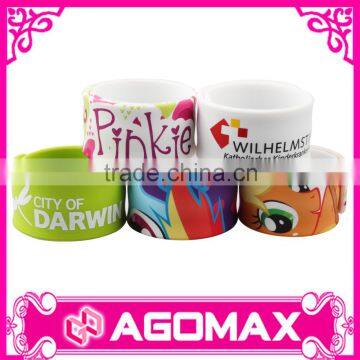 Cheap Custom Reflective Silicone Wristband Slap Wristband Factory photo-5