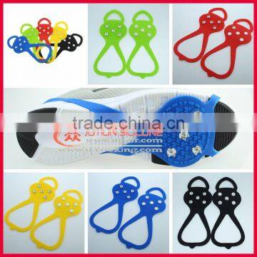 Snow supplies silicone rubber snowshoes for kids and adults