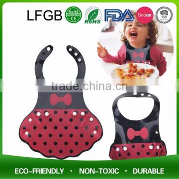 Toddler Eating Training Silicone Bibs With Crumb Catcher