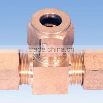 brass T connector of pipe fittings