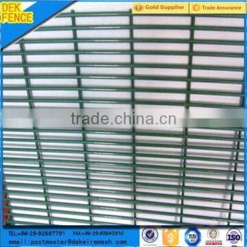 Factory wholesale price 358 security fence prison mesh