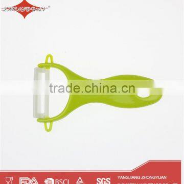 Muliti-function Fancy Vegetable Ceramic Peeler photo-3