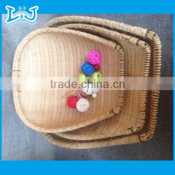 Traditional handyman making large wicker laundry basket with handle dirty laundry basket lid for wholesalers from china