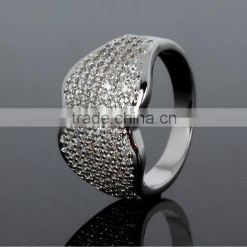 Sexy Women Lip Design Banquet Jewelry Fashion Pave Setting Cubic Zirconia Finger Ring photo-5