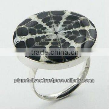 Kaleidoscope Pattern Spider Shell Ring Deep Set In Silver