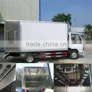 Refrigerated truck for meat /meat hook refrigerator truck