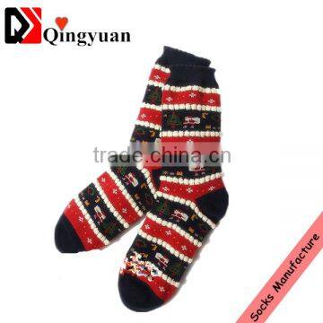 high quality popular design lovely patten wholesale thick terry sock chrismas women socks in winter