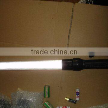 2014 Wholesale Traffic Baton Flashlight Led