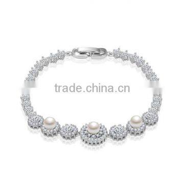 Simple Style AAA+ Pearl Cubic Zircon Women Bridal Bracelet Jewelry for Women With Platinum Plating