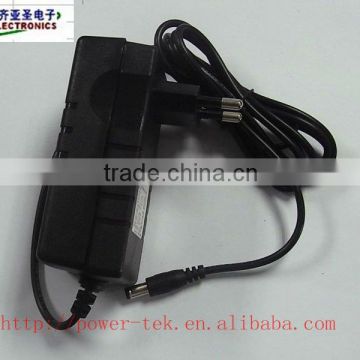 Multiuse high quality ac to dc power adapter