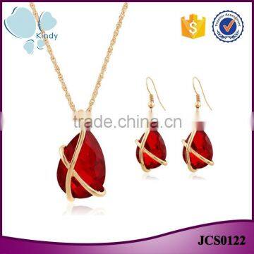 Fancy gold jewelry high density zinc alloy gold plated glass crystal pendant necklace set
