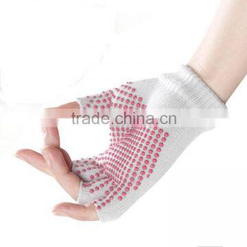 Factory Offer Wholesale Non -slip Pilates/yoga Gloves photo-6