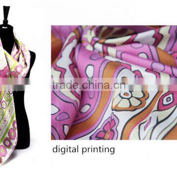 China Top 10 Silk Scarf Factory no Moq Digital Printing Silk Scarf photo-2