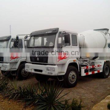 LUFENG brand SINOTRUK chassis 4cbm an 5cbm concrete mixer truck