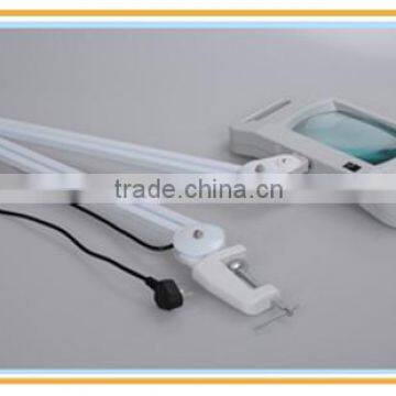 white antistatic illuminated magnifier