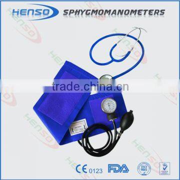 Anerioid Sphygmomanometer with stehoscope, PVC bag and bag