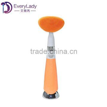 New arrival waterproof silicone electric face cleaning brush