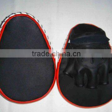 UWIN Hand Target MMA Focus Punch Pad Boxing Training Gloves Mitts Karate Muay Thai Kick Fighting photo-3