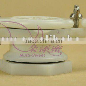 Honey extractor accessory plastic honey valve