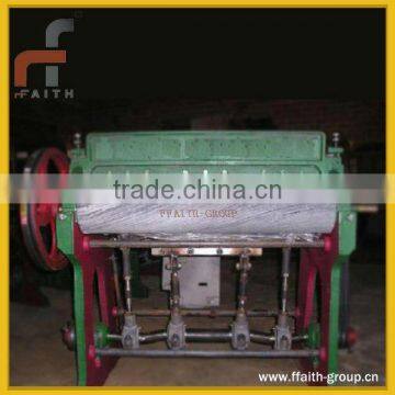 Roller Type Cotton Ginning Machine