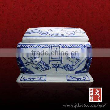 Square style high quality blue and white porcelain decoration funeral cremation urns made in China