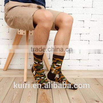 New Autumn Winter Cotton Men Socks Wholesale Korean Classic Camouflage Socks photo-4
