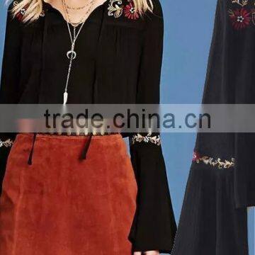 Runwaylover EY2366B Ladies Fashion Flare Sleeve Embroidery Blouse photo-5