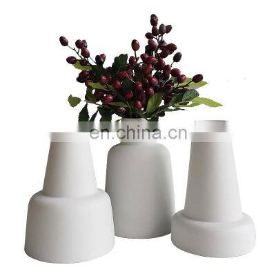 Wholesale Luxury Nordic Ceramic Vase White Seramik Vazo Handmade Cone Ceramic Vase For Wedding Decorations Home Decor photo-2