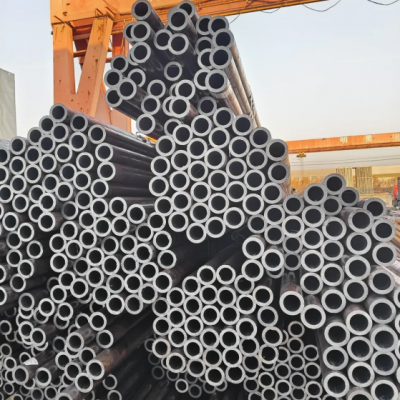 ASTM Standard A53 Ms Carbon 3m 6m 9m 12m Length Round Hot Rolled Seamless Steel Pipe