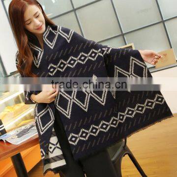 Whoesale Rhombic Geometry Pattern Jacquard Ladies Cashmere Poncho Shawl